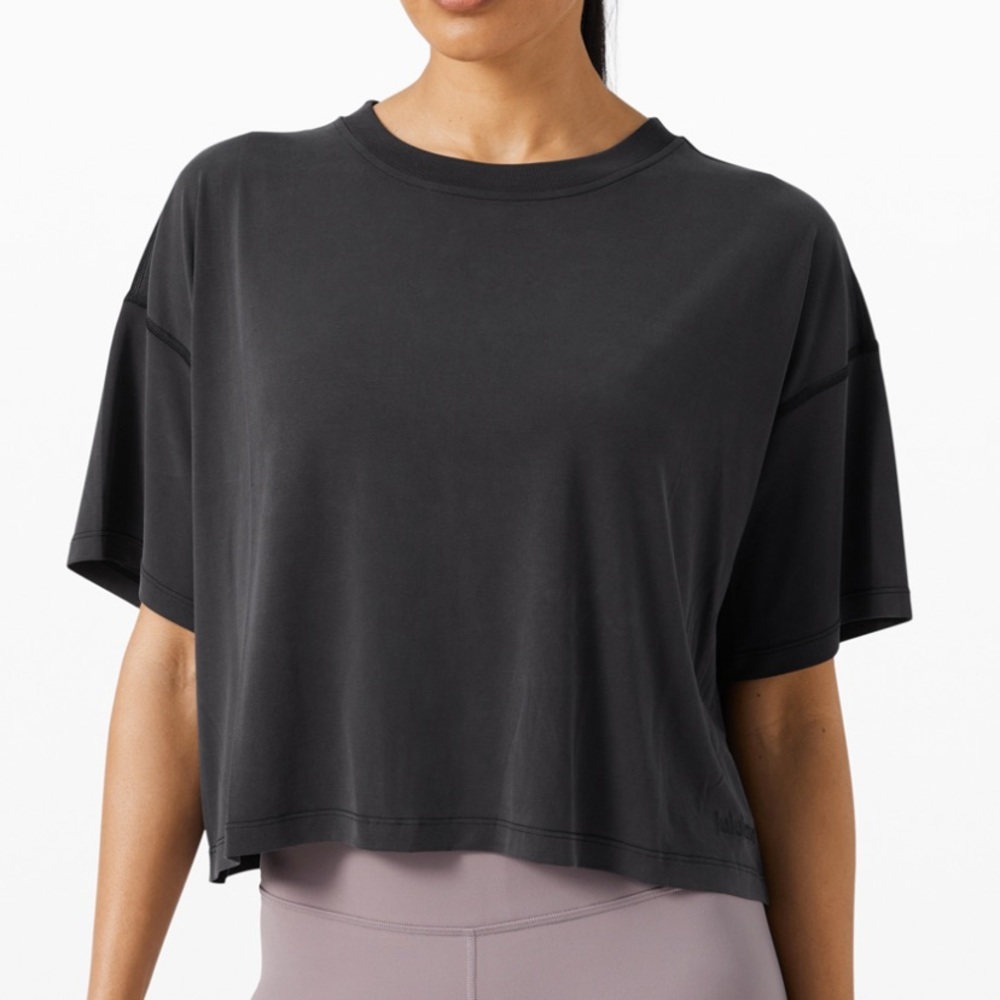 Lululemon | Ease of it all short sleeve xs/s